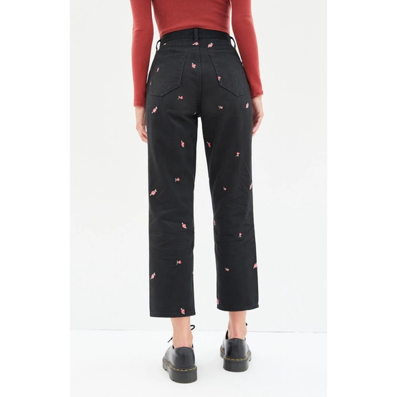 Rose Embroidered Black High Waisted Jeans - Picture 5 of 5